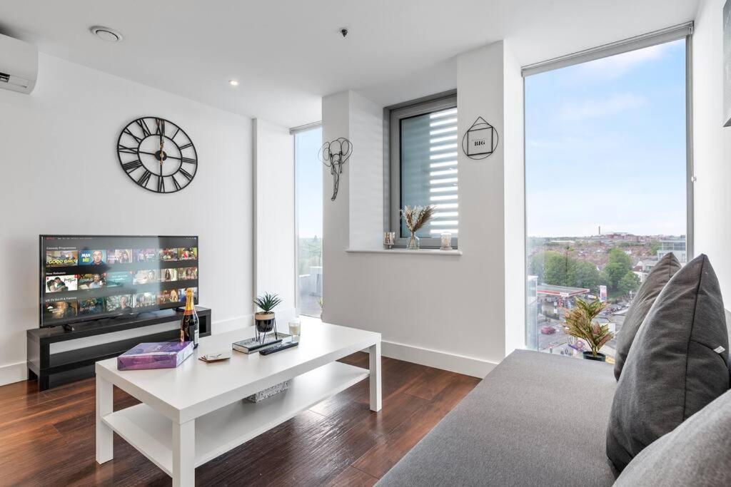 Amazing Britania 1 Bedroom Flat In London Bp40 エクステリア 写真
