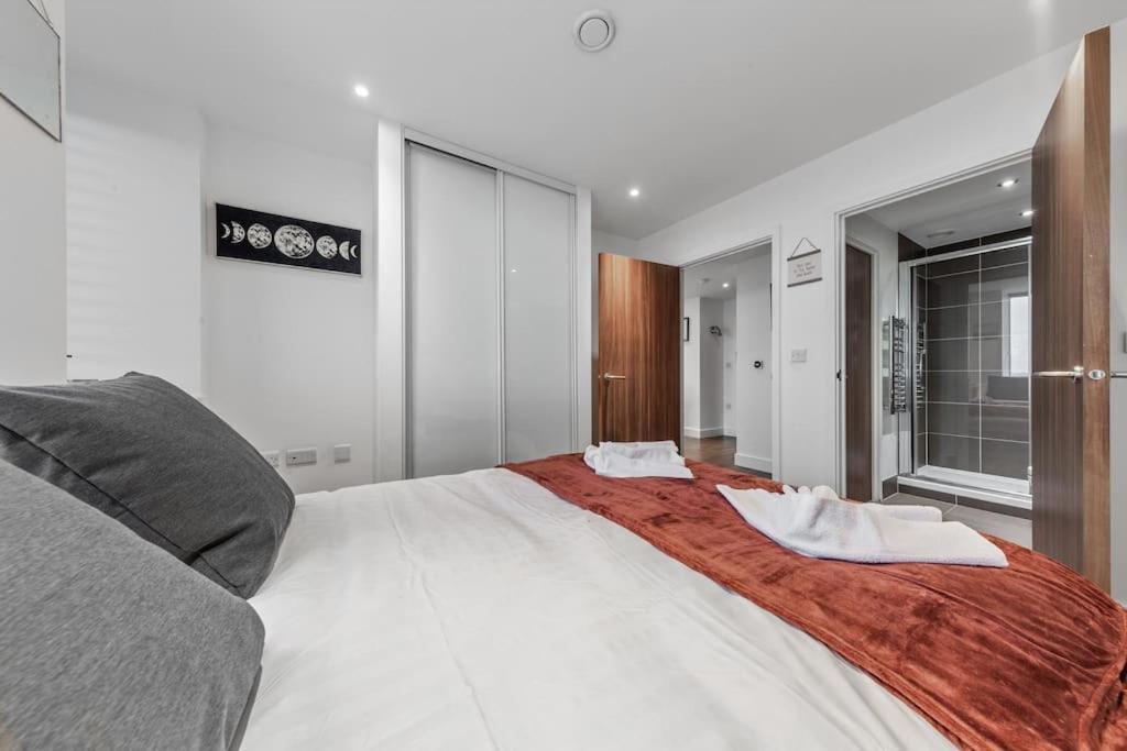 Amazing Britania 1 Bedroom Flat In London Bp40 エクステリア 写真